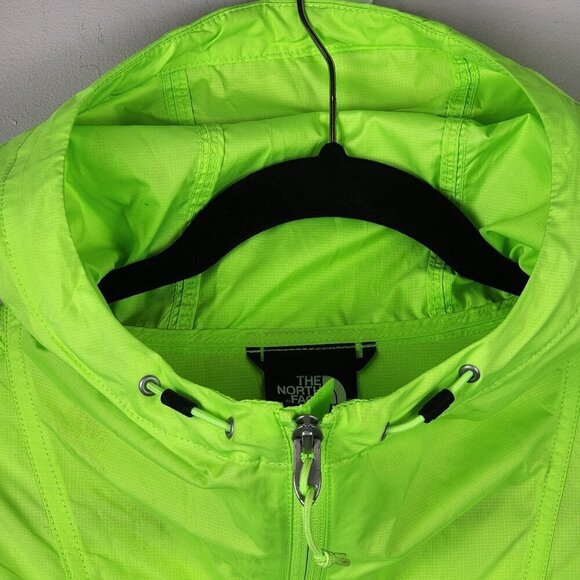 The North Face Cyclone windbreaker jacket size men M sleeve graphics hooded - Picture 6 of 11
